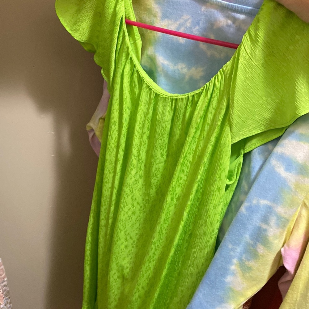 Women’s neon green large dress